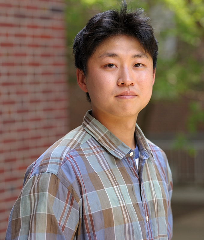 A headshot of Taeksang Jang